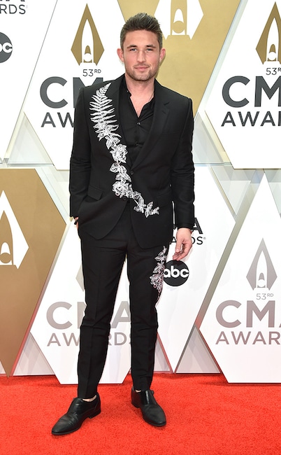 Michael Ray, 2019 CMA Awards, Red Carpet Fashion